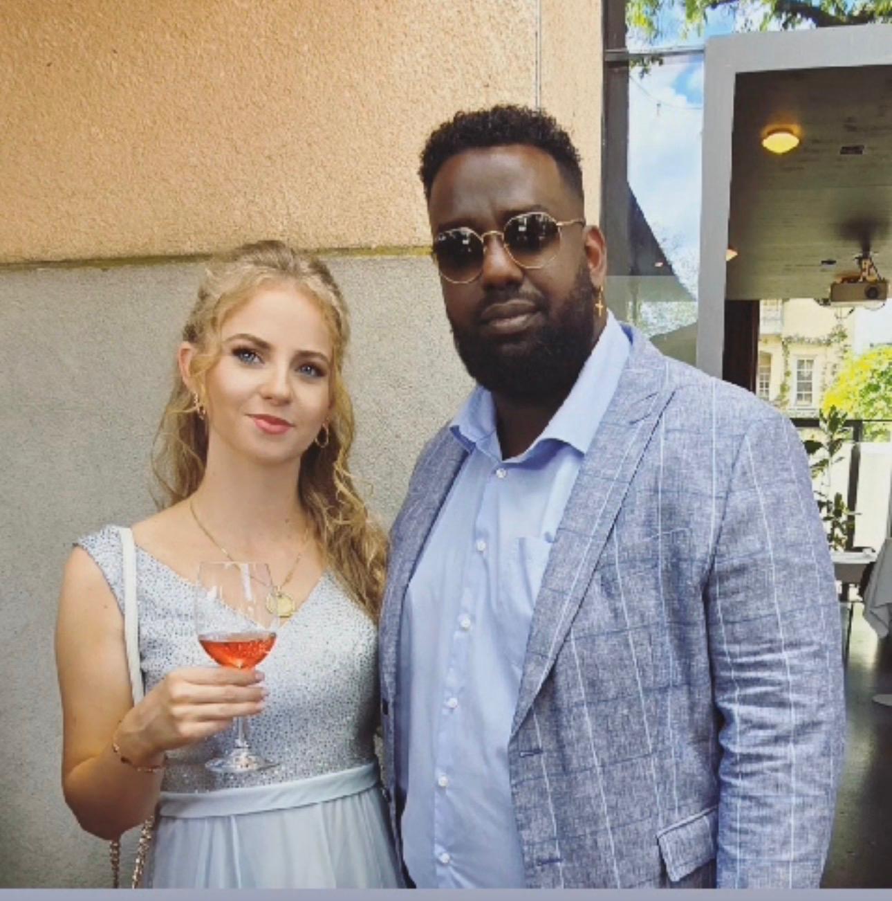 Million und Samira elegant